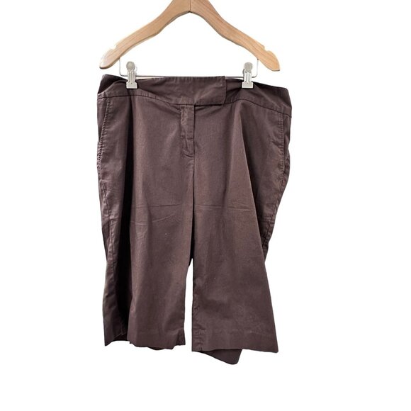 🌸3/$15🌸Brown Just Below Knee Stretchy Capri's sz 14 Clasp Closure with Pockets - Picture 1 of 9
